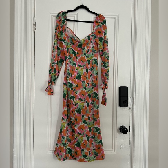 Pretty Little Thing Green Floral Print Puff Sleeve Tie Cuff Midi Dress USA 6 - Picture 5 of 7